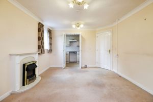 LIVING ROOM- click for photo gallery